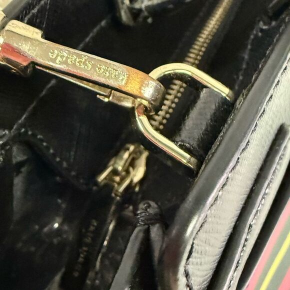 Kate Spade Medium Staci Wrapping Paper Bag w/Crossbody Strap & Wallet - Picture 5 of 15